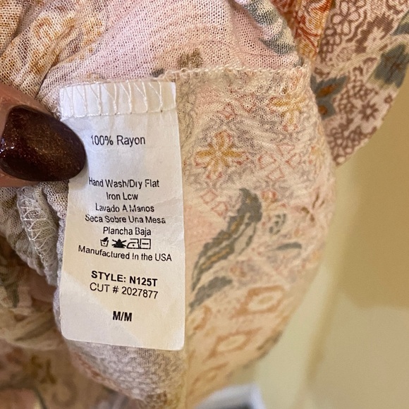 Chris & Carol Multicolor Patchwork Short Sleeve Top - Picture 4 of 4